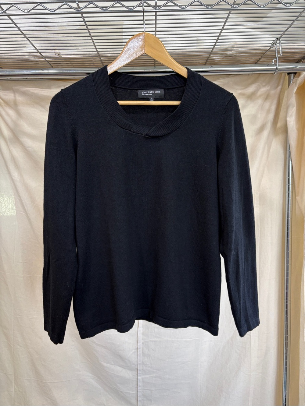Jones New York Black Crewneck Lightweight Long Sleeve Top